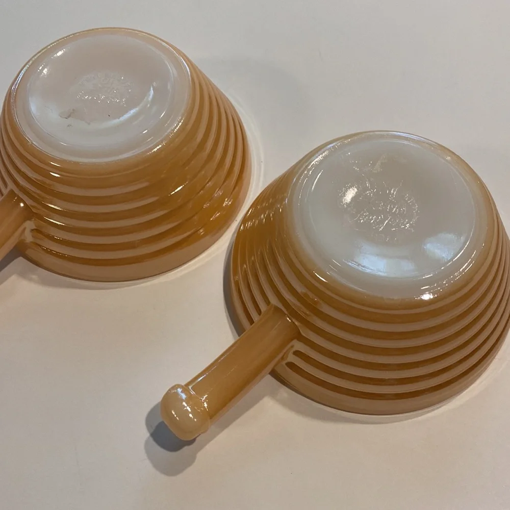 Vintage 2 Peach Luster Fire King Glass Bowls Ovenware Preowned - Picture 5 of 12